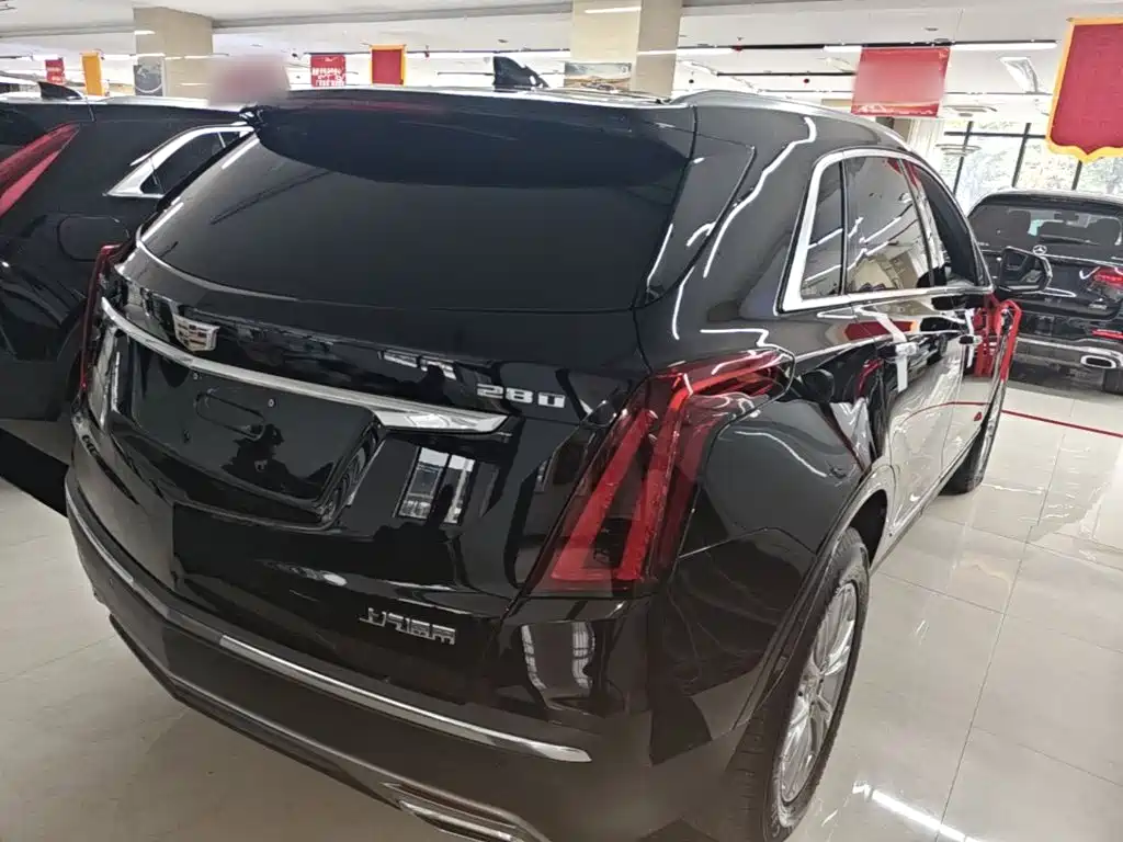 Cadillac XT5 — миниатюра 7