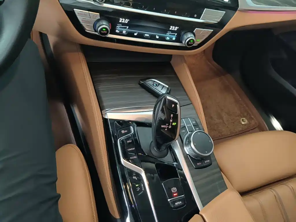 BMW 6 Series GT — миниатюра 14