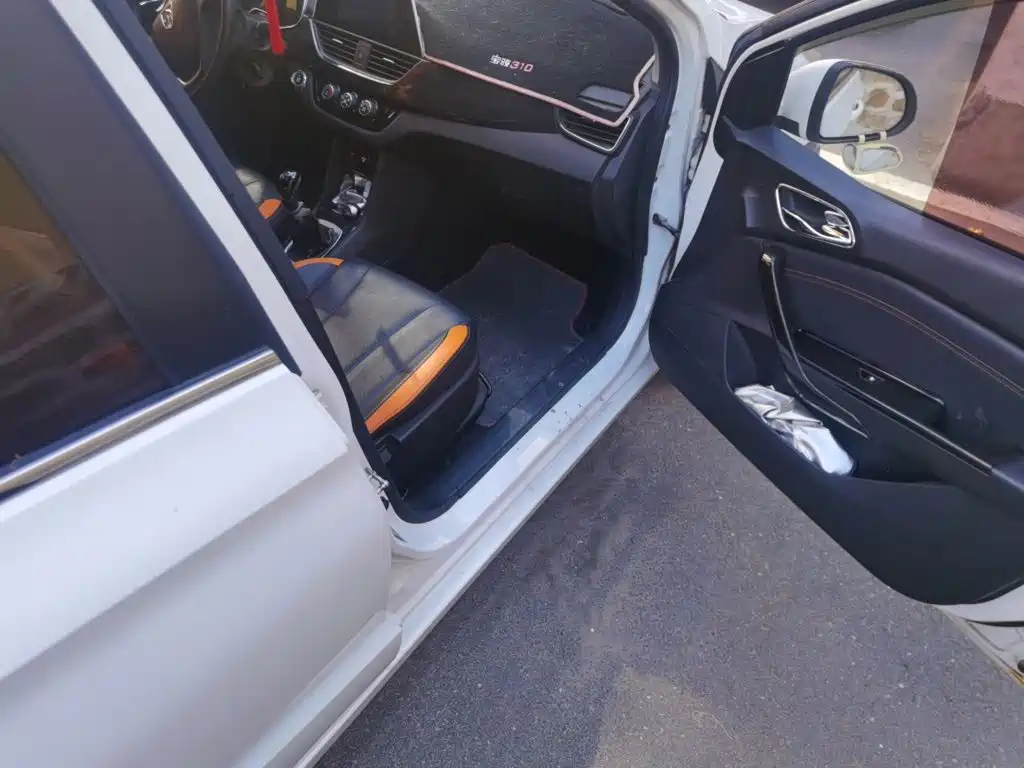Baojun 310 — миниатюра 19