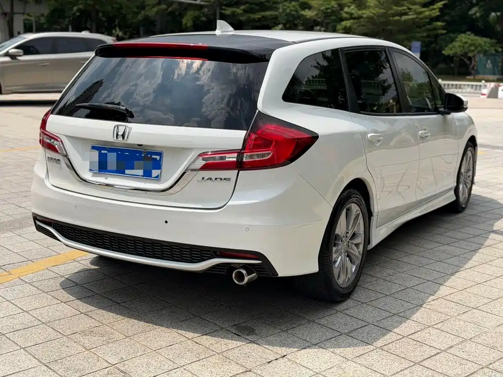 Honda Jade — миниатюра 6