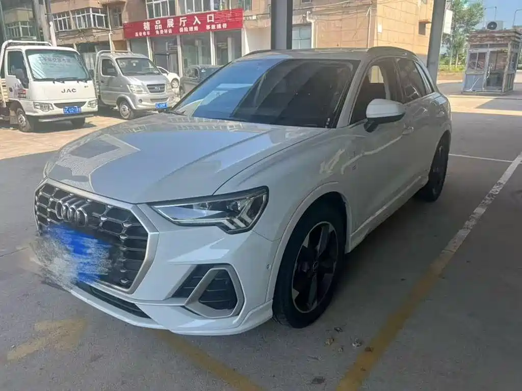 奥迪Q3 2022款 35 TFSI 时尚动感型 2022
