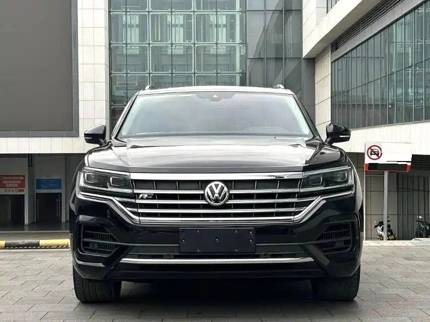 Volkswagen Touareg — миниатюра 2