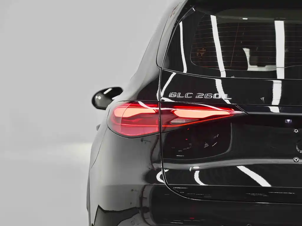 Mercedes-Benz GLC — миниатюра 23