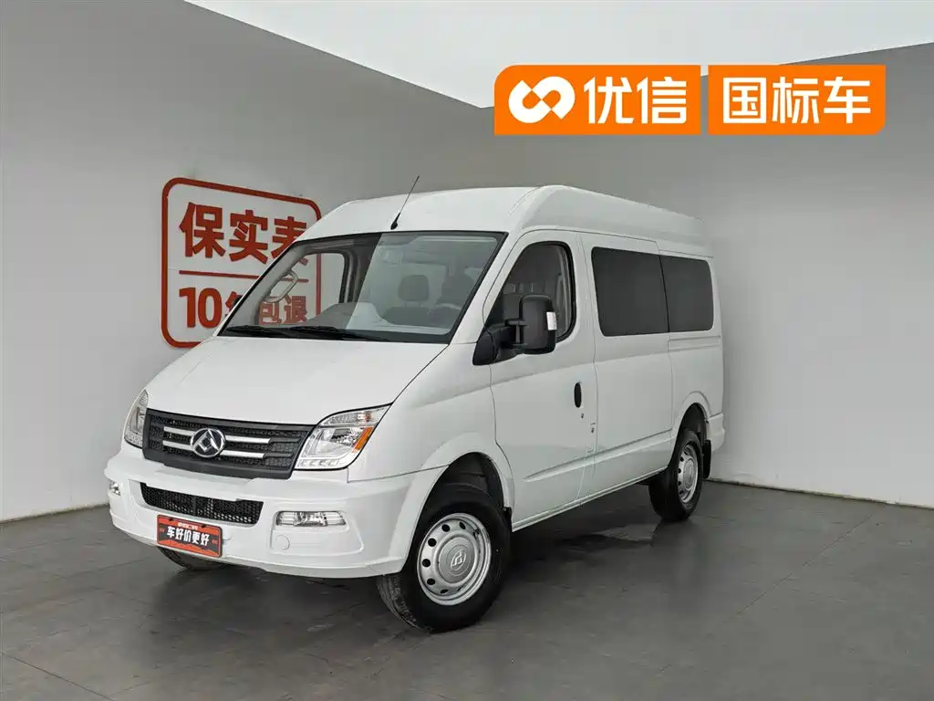新途V80 2023款 2.0T AMT经典傲运通短轴中顶5/6座