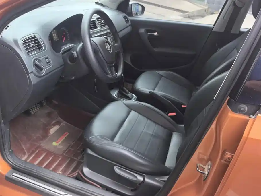 Volkswagen Polo — миниатюра 9