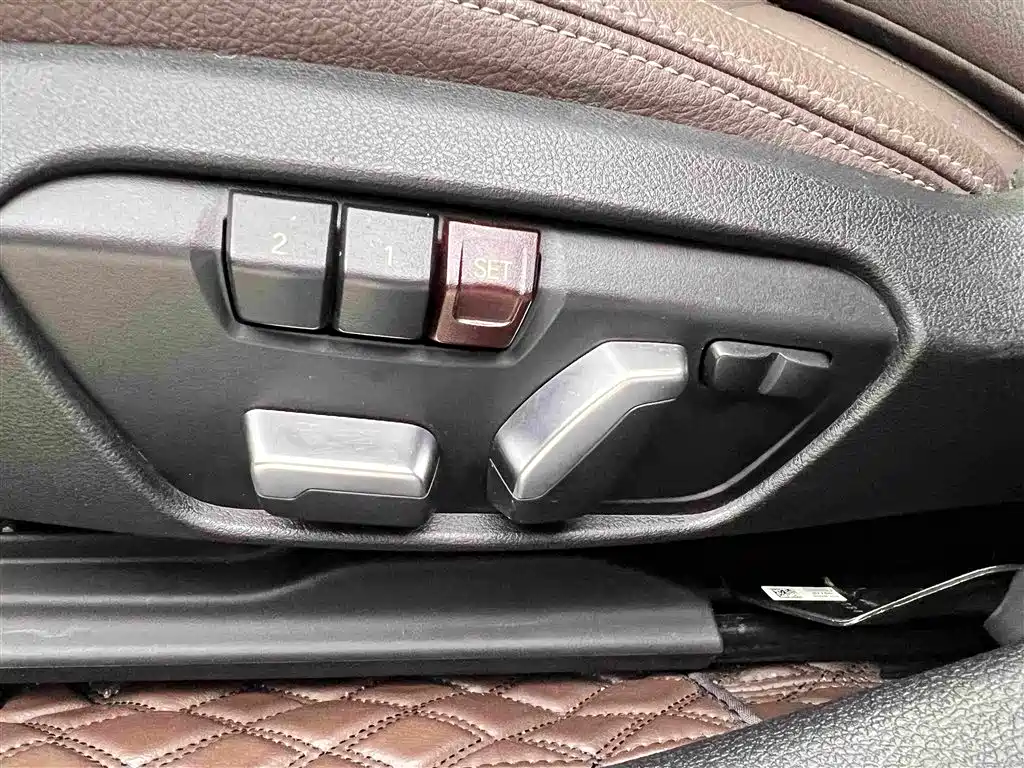 BMW 1 Series — миниатюра 18