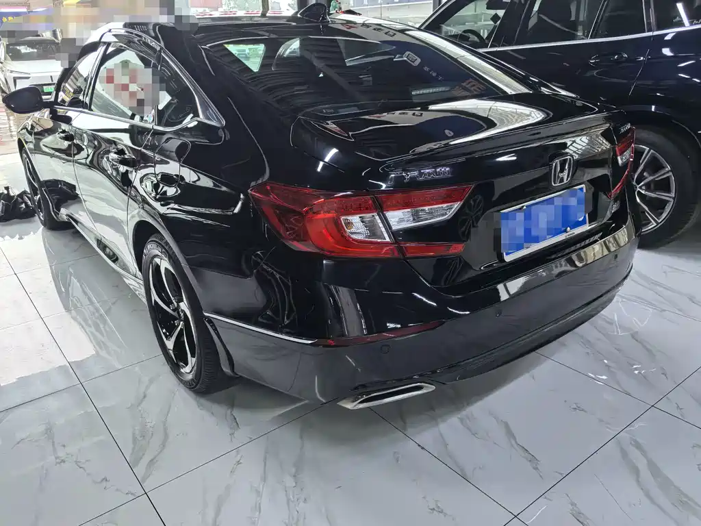 Honda Accord — миниатюра 4