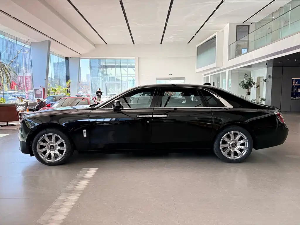 Rolls-Royce Ghost — миниатюра 7