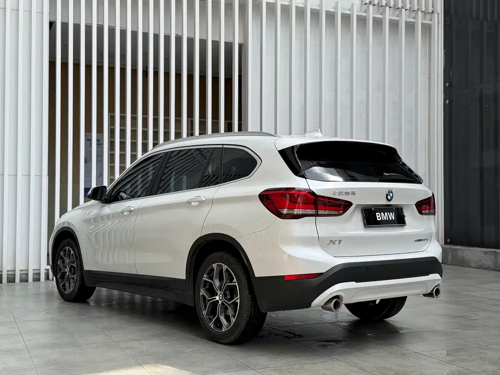 BMW X1 — миниатюра 11