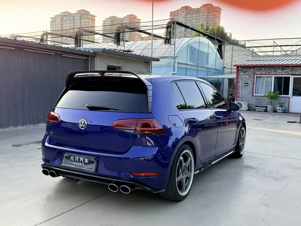 Volkswagen Golf (Import) 2.0TSI R, фото 3