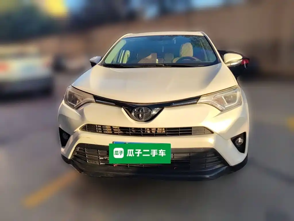 Toyota RAV4 — миниатюра 23