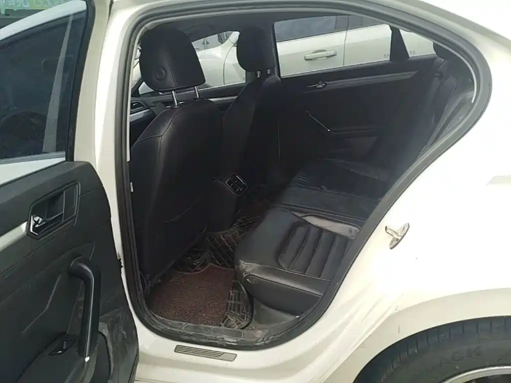 Volkswagen Lamando — миниатюра 22