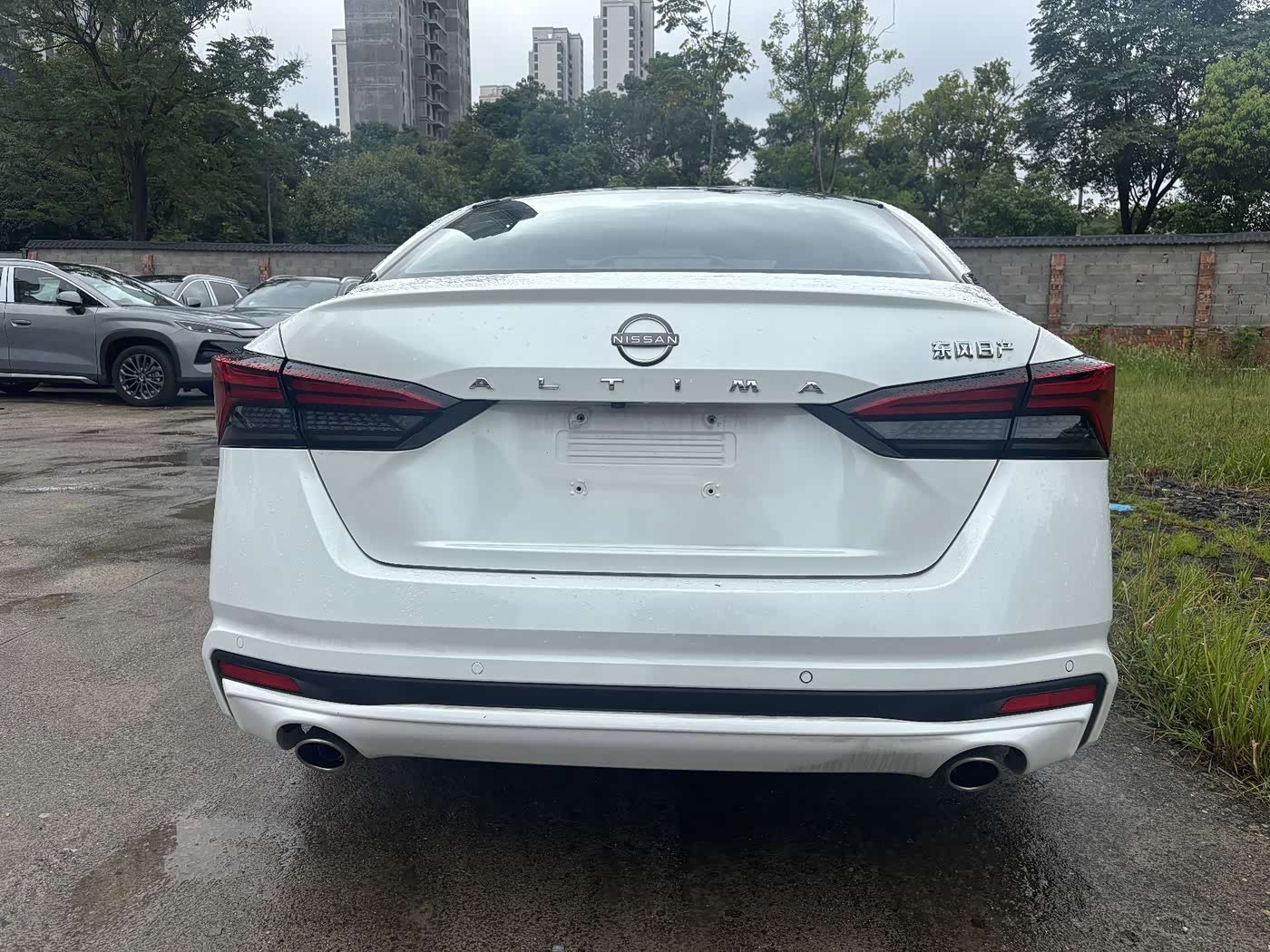 Nissan Teana 2.0 л 2023 г. Белый, пробег 41000 км