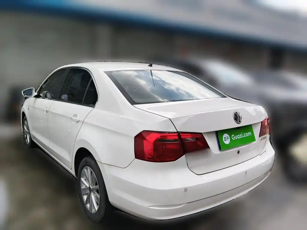Volkswagen Jetta — миниатюра 25