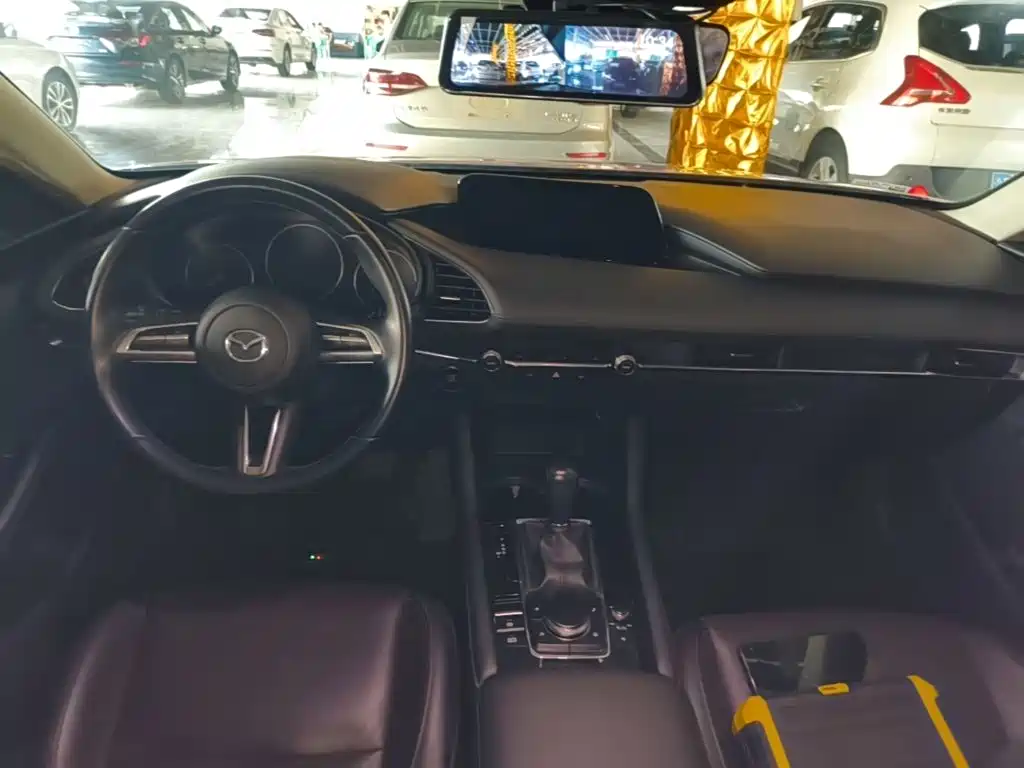 Mazda 3 Axela — миниатюра 10