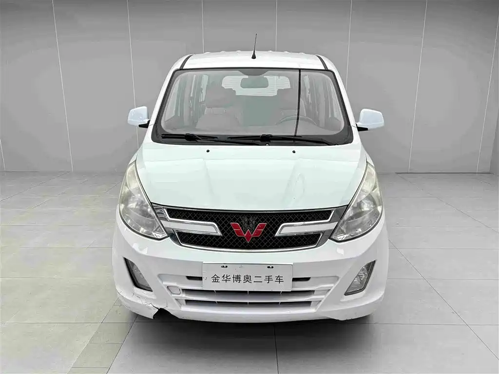Wuling Rongguang V — миниатюра 2