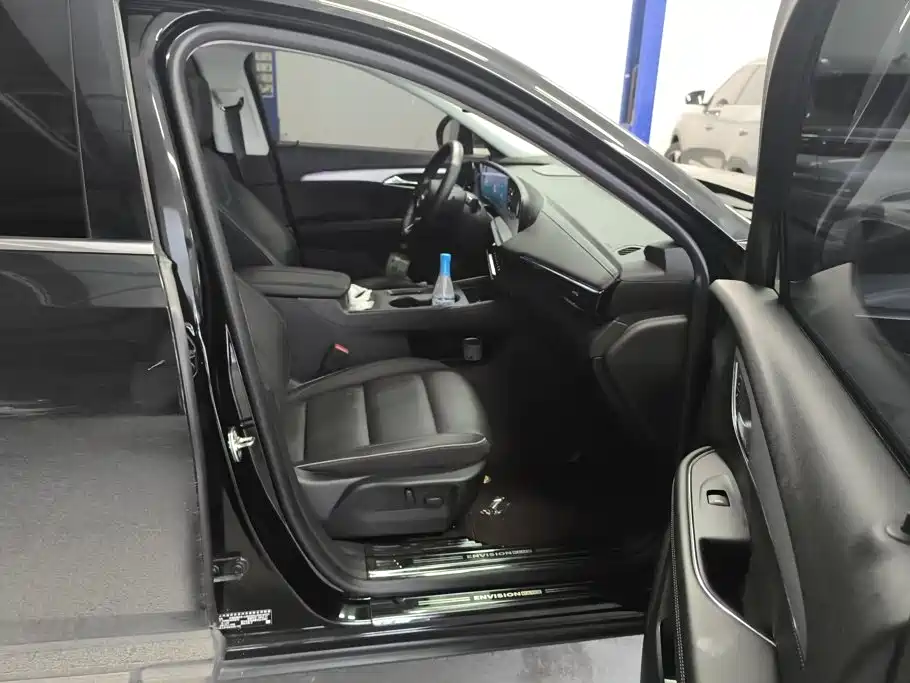 Buick Envision Plus — миниатюра 8