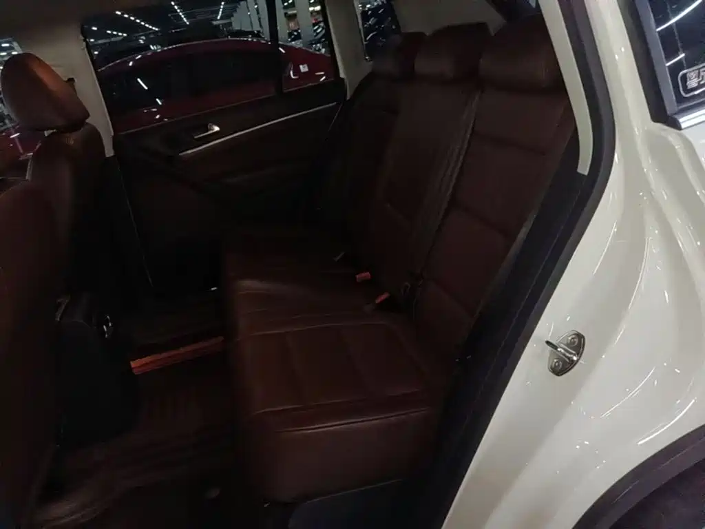 Volkswagen Tiguan — миниатюра 13