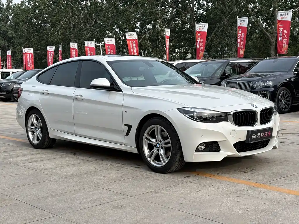 BMW 3 Series GT 3 GT 2020 320i M Sport