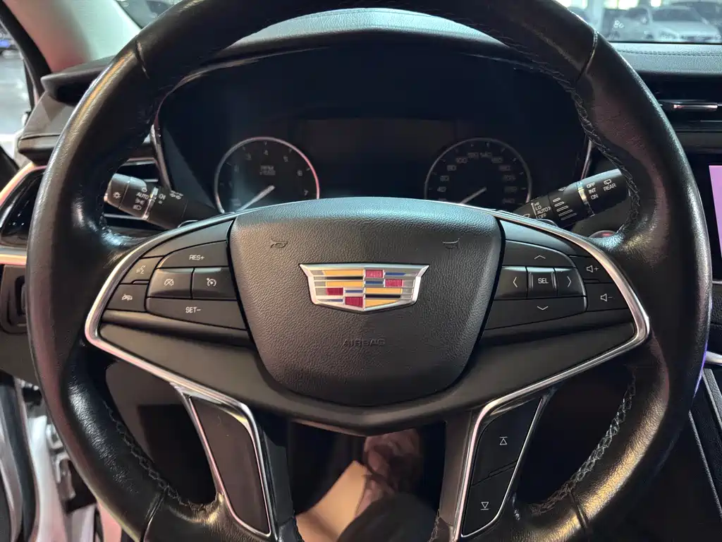 Cadillac XT5 — миниатюра 13