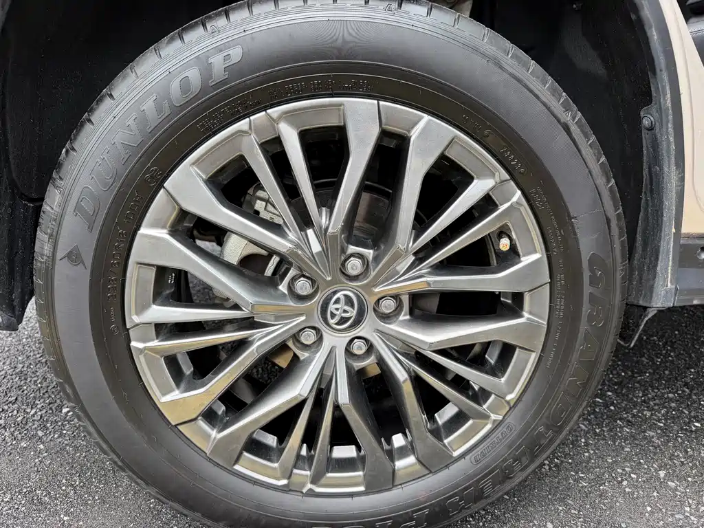 Toyota Wildlander — миниатюра 24