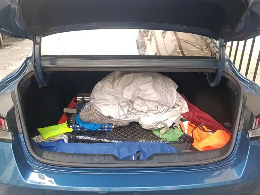 Hyundai Elantra — миниатюра 4