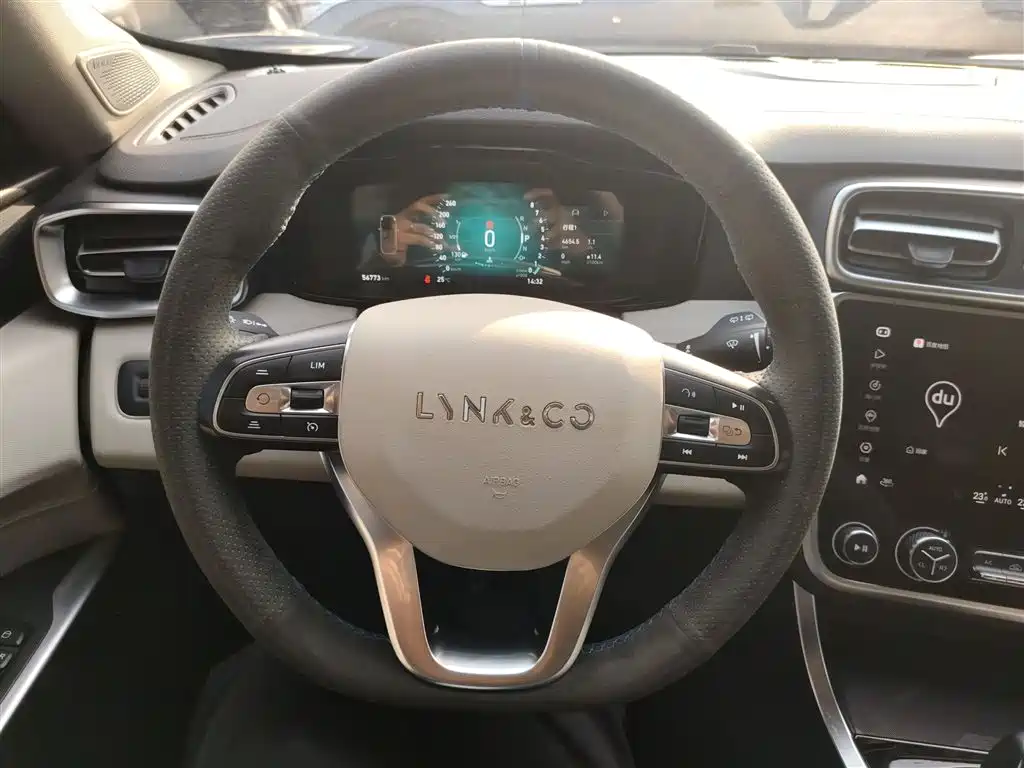 LYNK 01