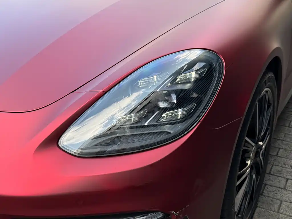 Porsche Panamera Hybrid — миниатюра 8