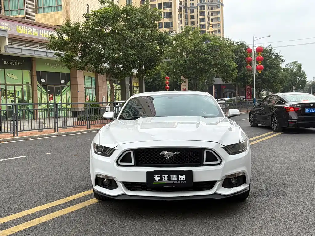 Купить Ford Mustang