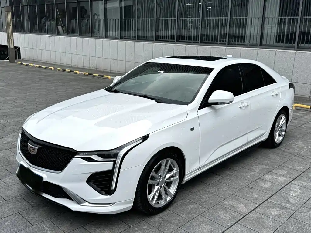 Cadillac CT4