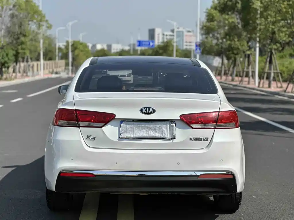 Kia K4 — миниатюра 8