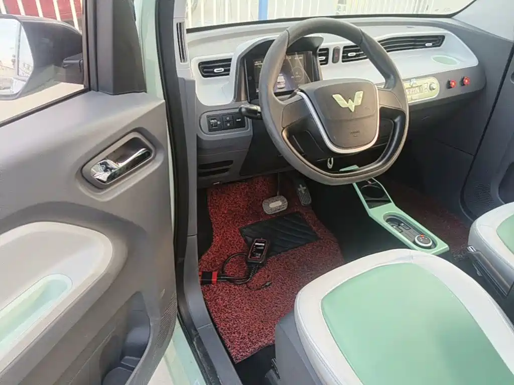 Wuling MINIEV — миниатюра 16
