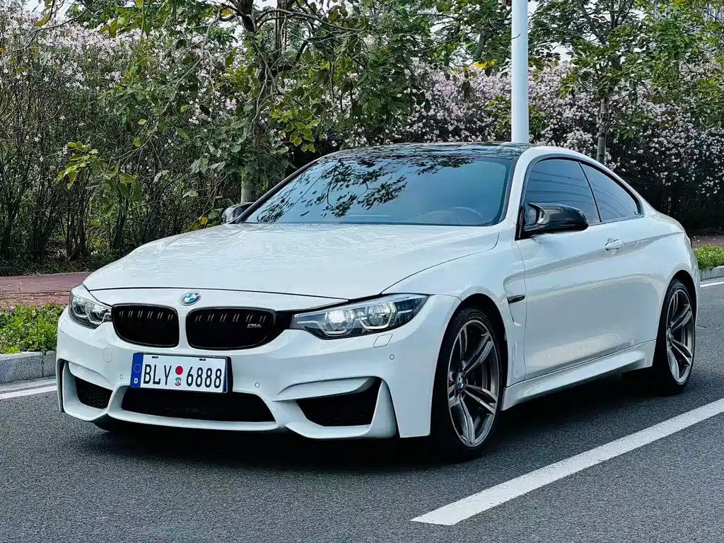 BMW M4