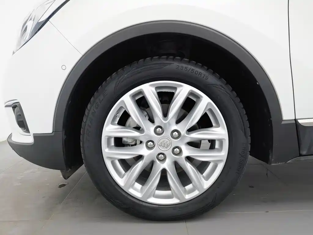 Buick Envision Plus — миниатюра 17