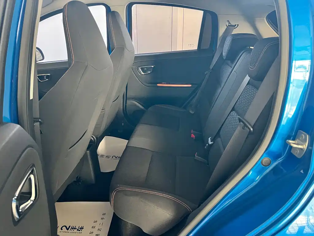 Geely Vision X1 — миниатюра 25