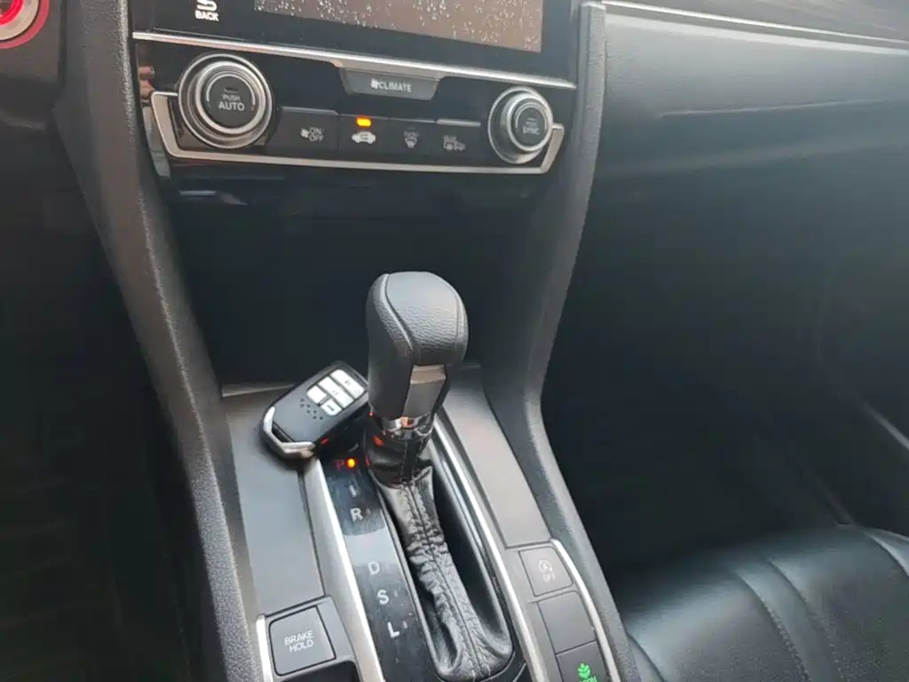Honda Civic — миниатюра 14