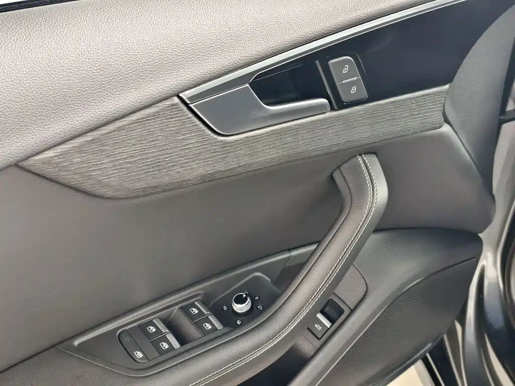 Audi A4L — фотографии объявления, Фото 13