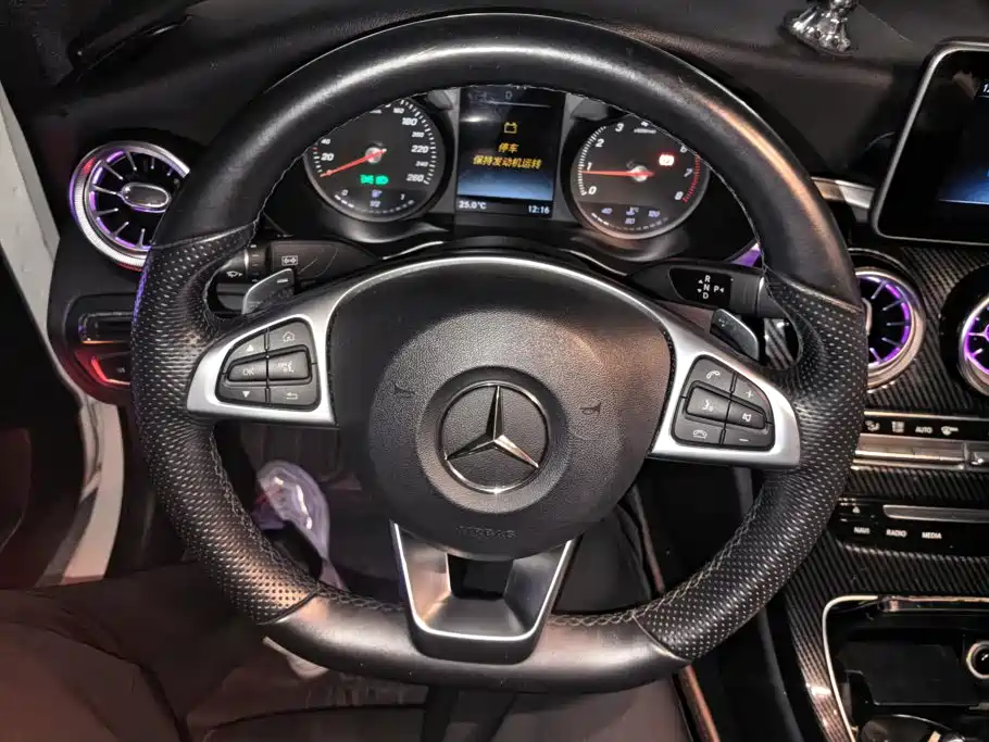 Mercedes-Benz C-Class — миниатюра 15