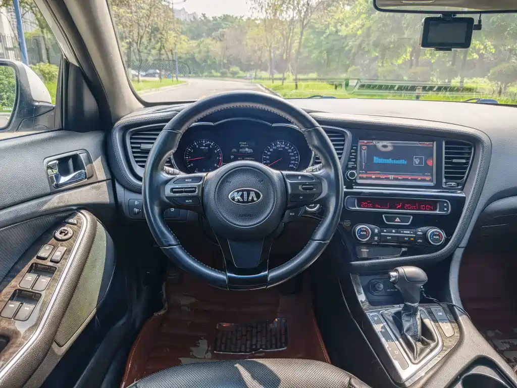 Kia K5 2.0L Auto LUXURY, фото 9