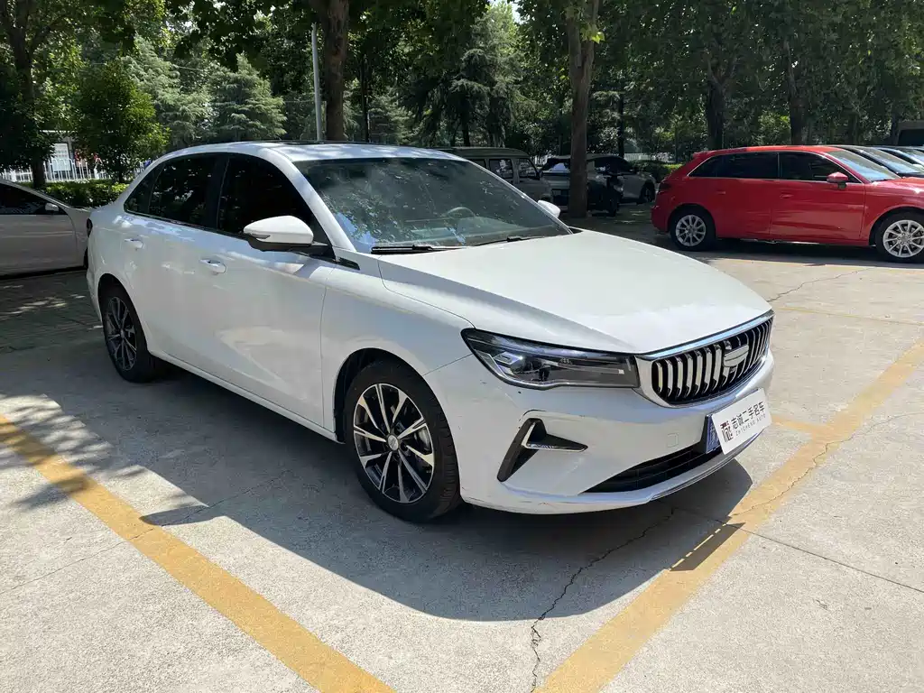 Geely Emgrand — миниатюра 3