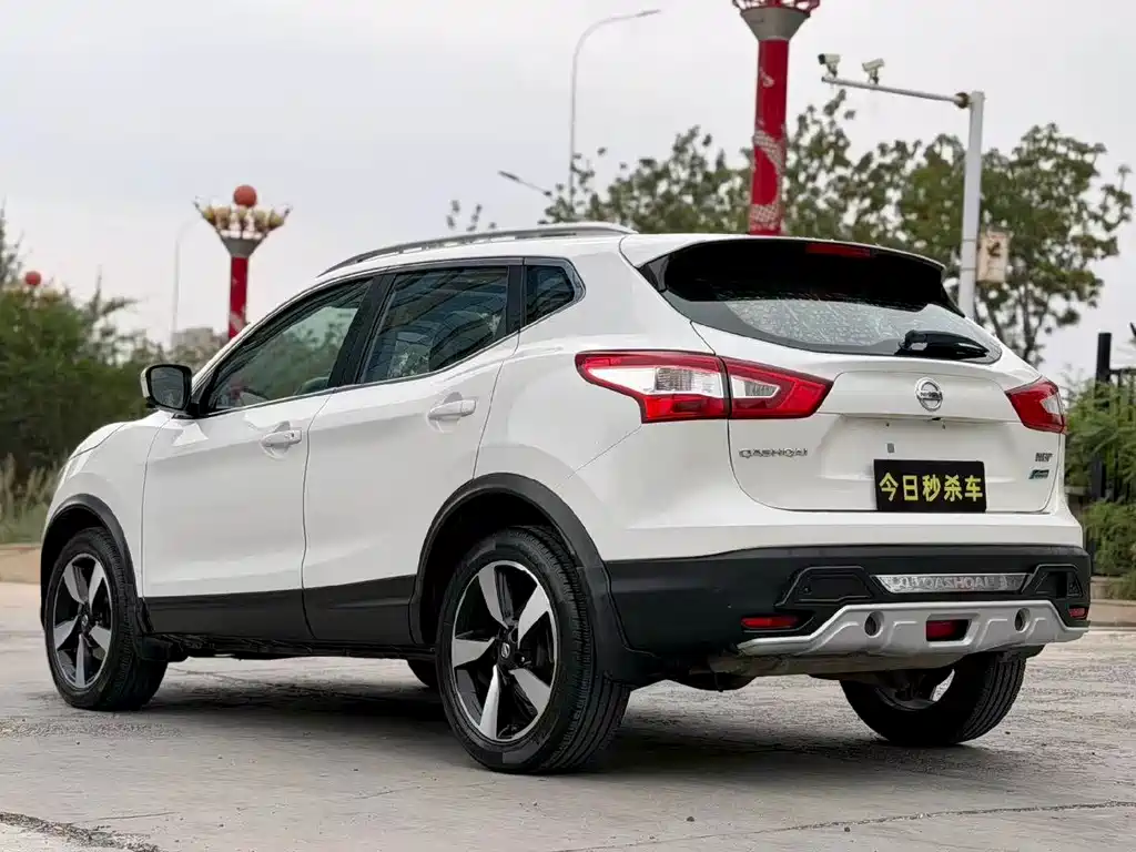 Nissan Qashqai — миниатюра 9