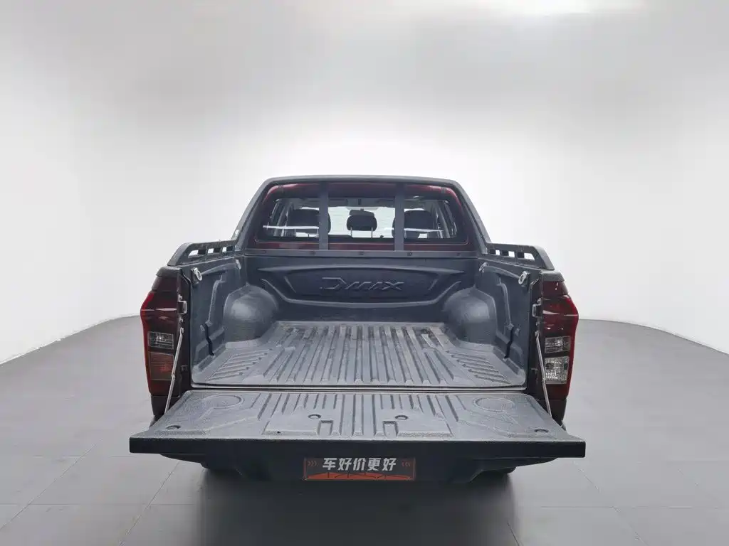 Isuzu D-MAX — миниатюра 16