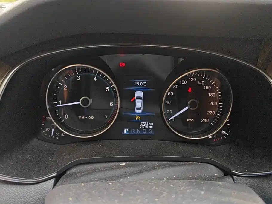Hongqi Hongqi H7 — миниатюра 14