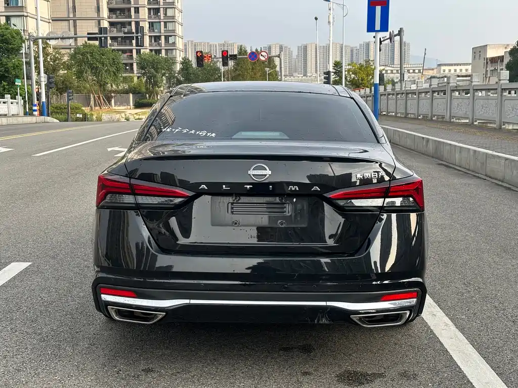 Nissan Teana — миниатюра 8