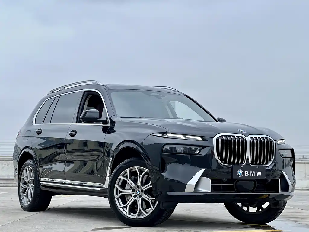 BMW X7 2024 xDrive40i Lead Luxury