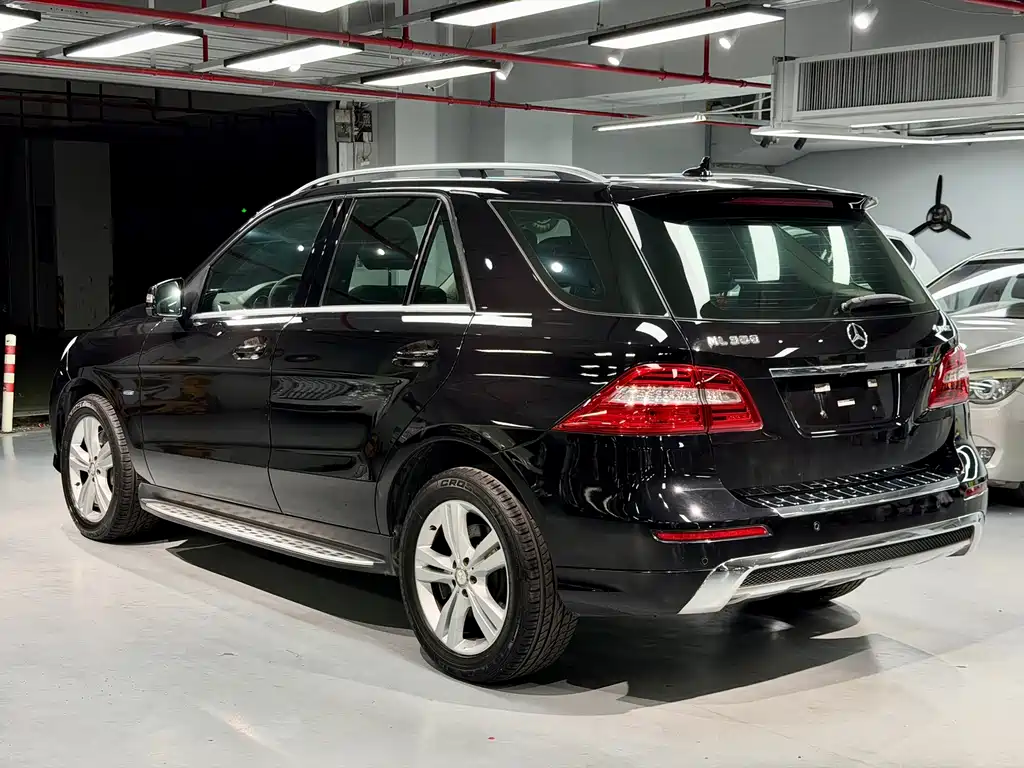 Mercedes-Benz M-Class — миниатюра 5