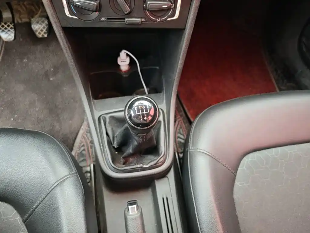Volkswagen Santana — миниатюра 14
