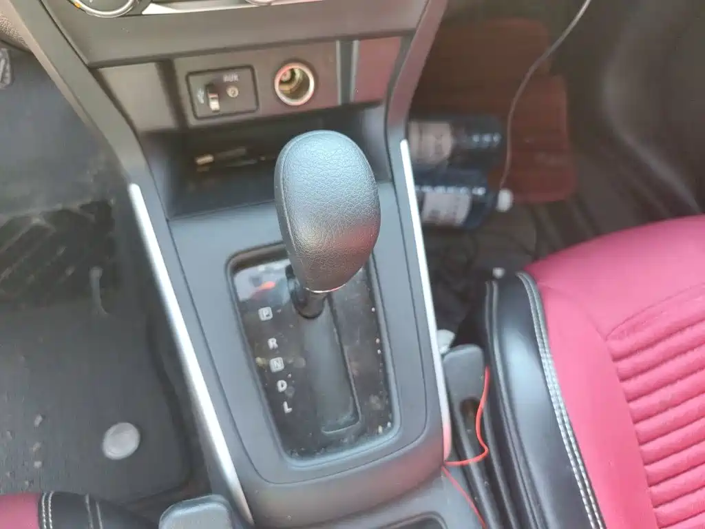 Nissan Sylphy — миниатюра 10