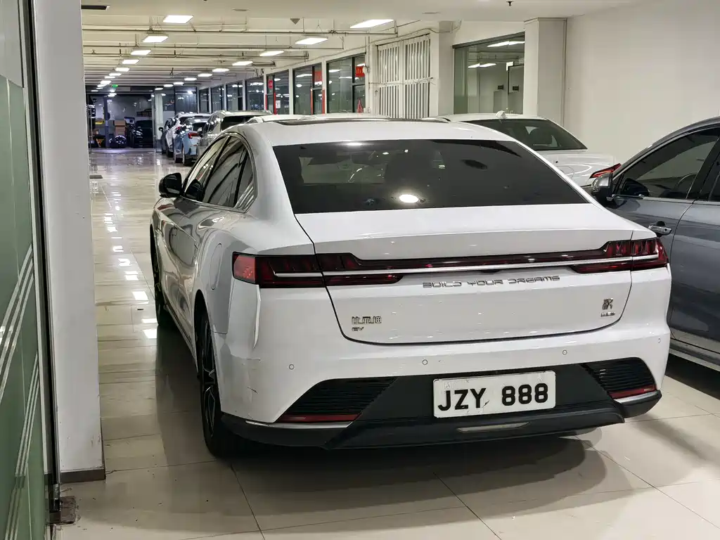 BYD Han — миниатюра 4