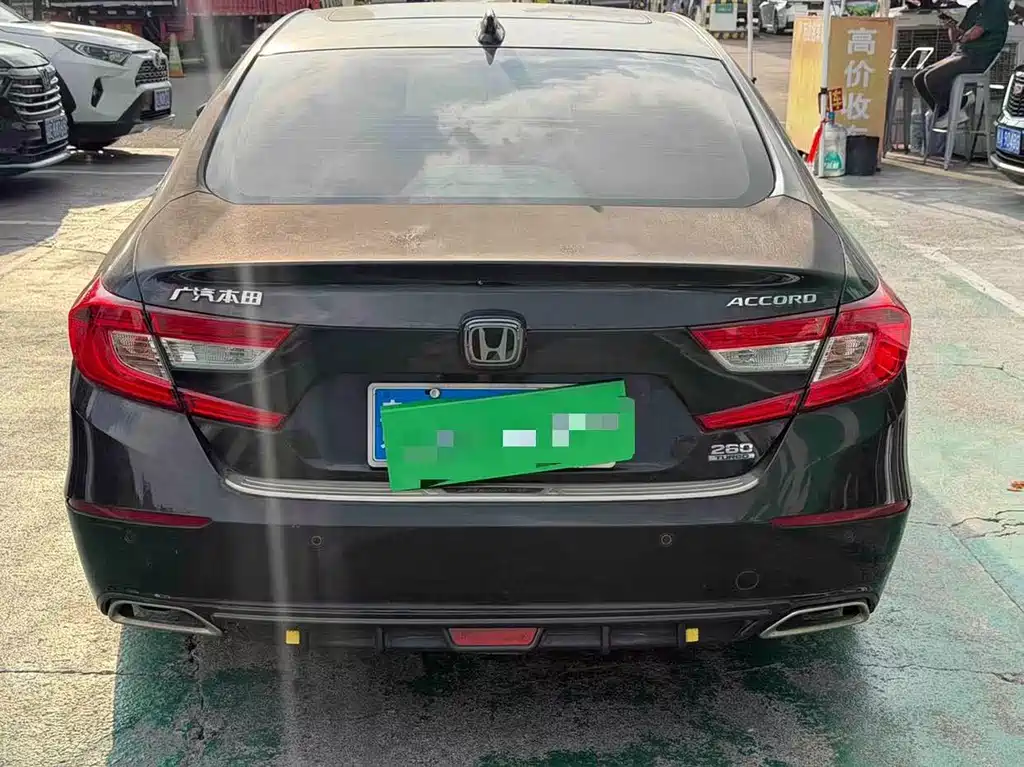 Honda Accord — миниатюра 4